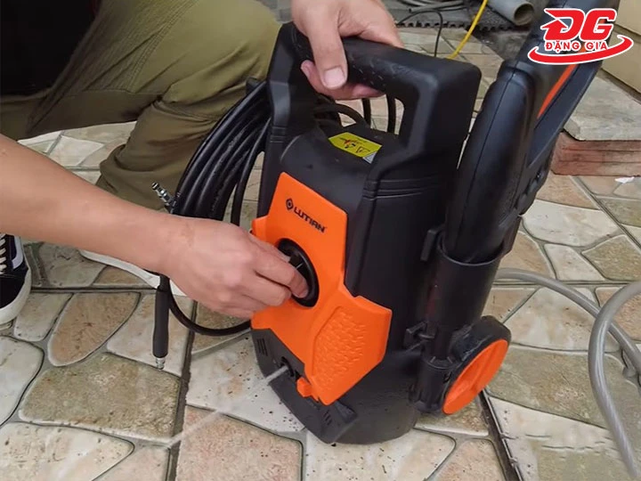 cách dùng Máy rửa xe Lutian 1400W LT303B