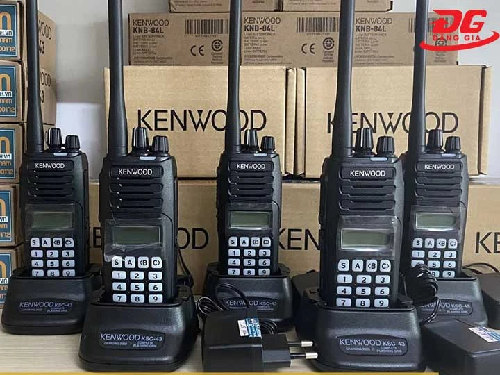 Bộ đàm 5 cái là gì?