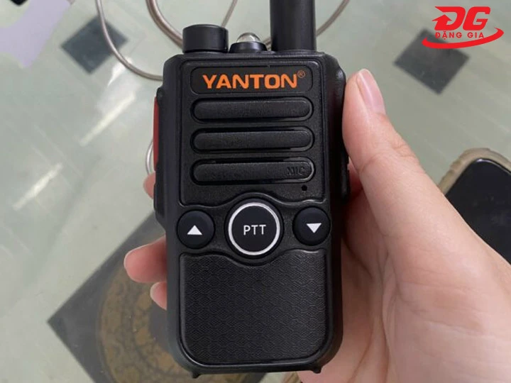 Bộ đàm Yanton nhỏ gọn
