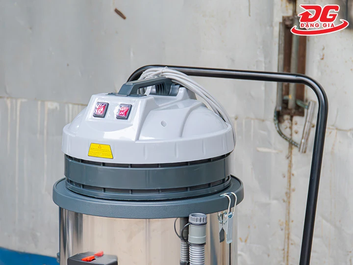 đầu máy của máy hút bụi DQC - TECH 702H