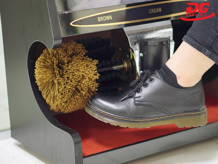 sử dụng máy đánh giày văn phòng tự động Shiny SHN - XD