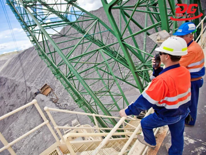 Giao tiếp qua loa bộ đàm