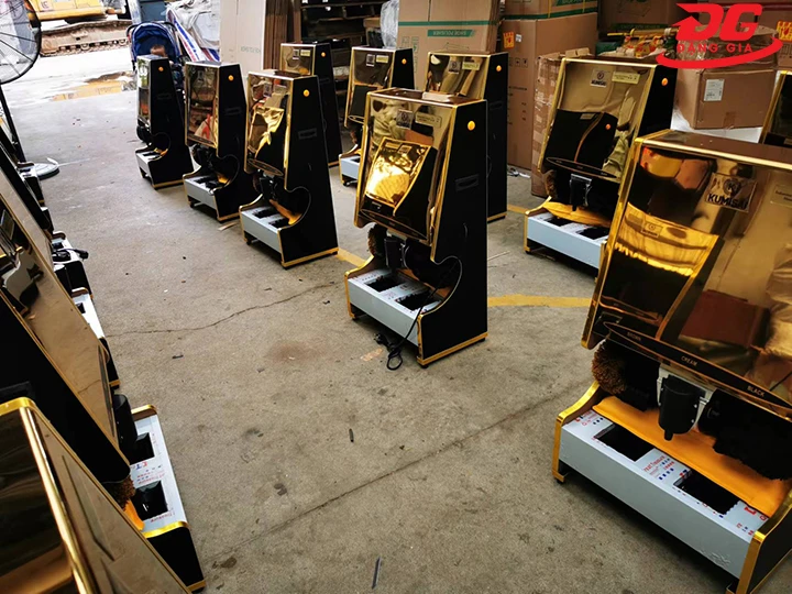 mua tại cửa hàng bán máy đánh giày