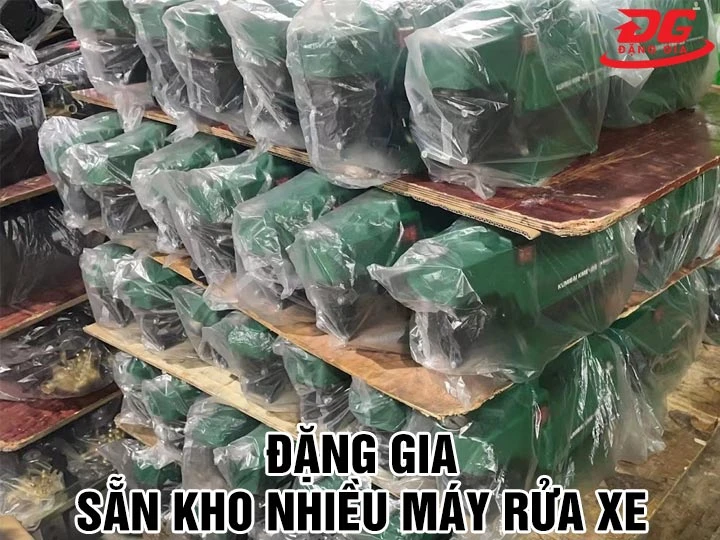 Bán máy rửa xe tự hút nước