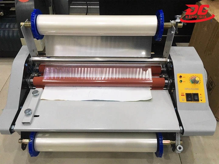 máy cán màng