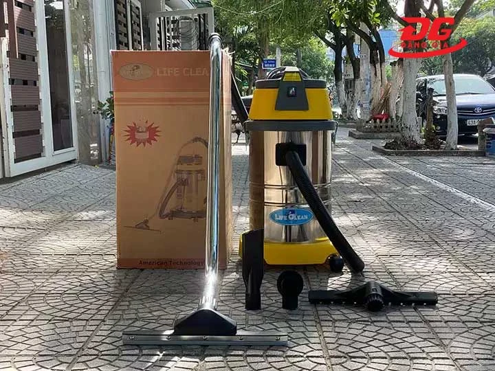 Máy hút bụi công nghiệp 1200W LifeClean LC301D