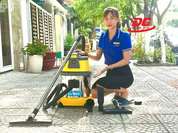 Máy hút bụi công nghiệp 1500W LifeClean LC 151