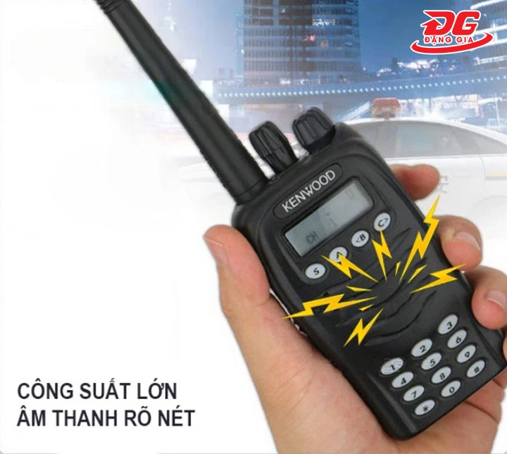 âm thanh bộ đàm 2 cái siêu to