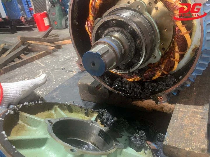 máy chạy quá công suất trong thời gian dài