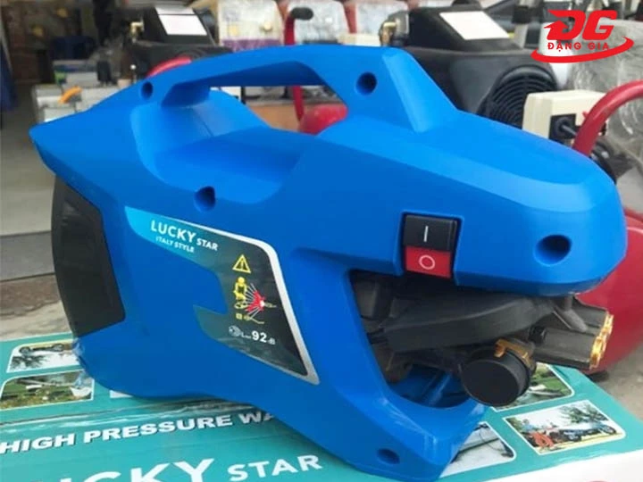 Máy rửa xe Lucky mini gia đình