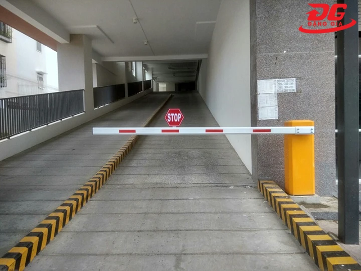 Báo giá hệ thống barie thông minh mới nhất 2025