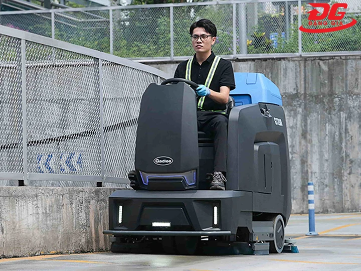 máy chà sàn Gadlee vận hành linh hoạt