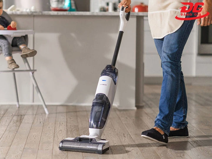 Máy hút bụi Tineco dễ di chuyển và sử dụng