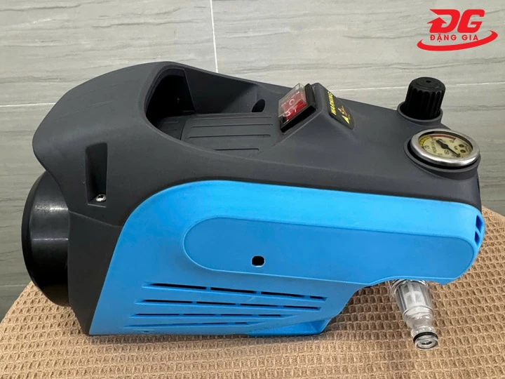 Máy rửa xe Fuki F10