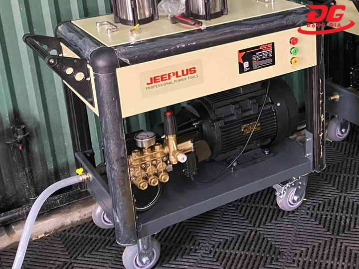 Máy rửa xe Jeeplus JPS-RP760