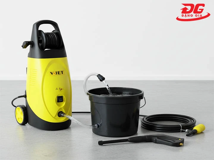 Máy rửa xe mini gia đình V-Jet VJ 110(P) hút nước dễ dàng