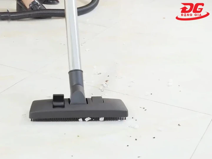 Bàn hút bụi của máy hút bụi 15L hút bụi khô