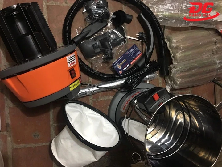 cách vệ sinh máy hút bụi YAKAMA an toàn