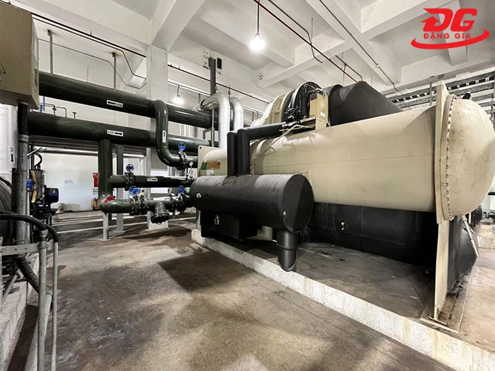 Hạn chế của hệ thống Chiller giải nhiệt nước
