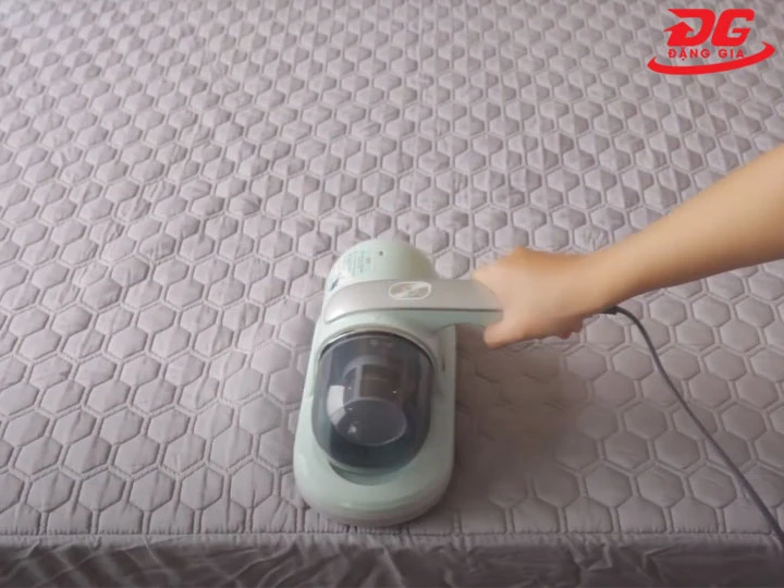 Cách bảo quản pin Máy hút bụi Unie