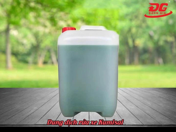 Dung dịch rửa xe Kumisai
