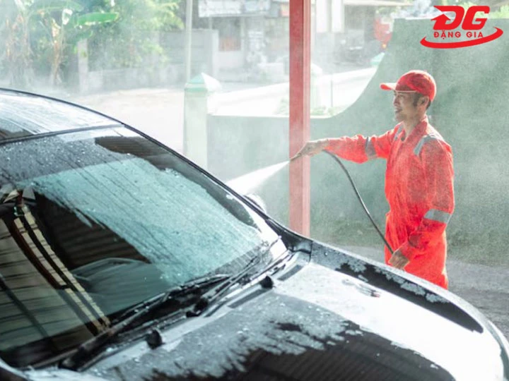 Fox - Face Wash Fox có Đội ngũ thợ giàu kinh nghiệm