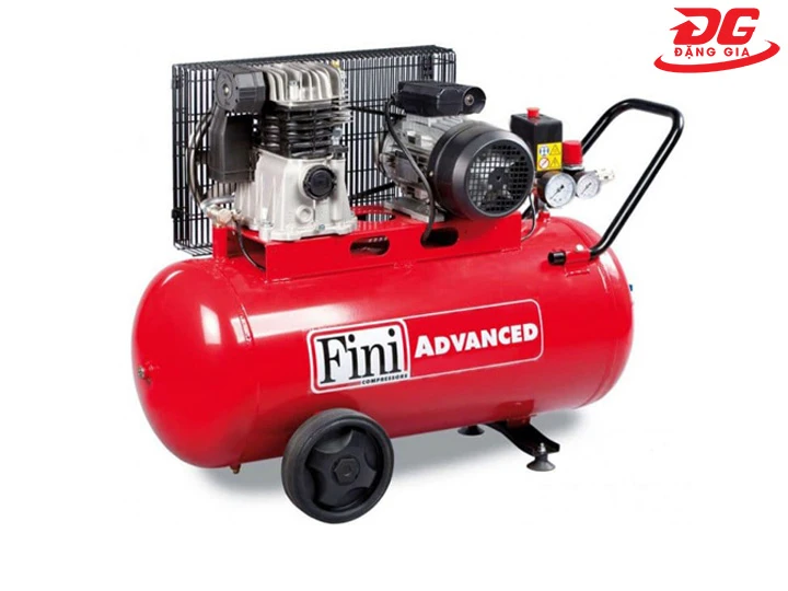 Máy nén khí Fini có dầu