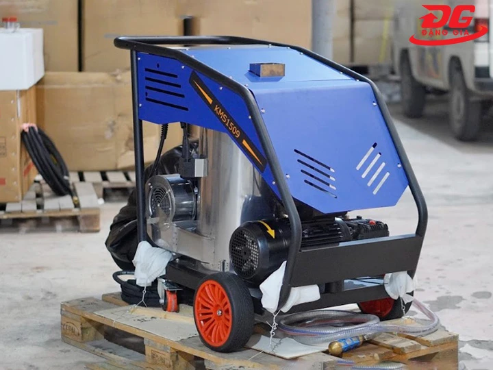 Máy phun rửa cao áp nóng lạnh Kumisai KMS 1509