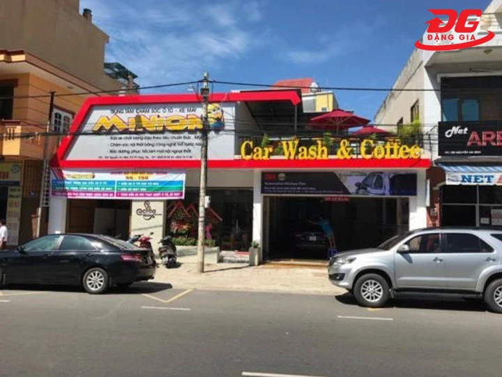 Mô hình cafe rửa xe