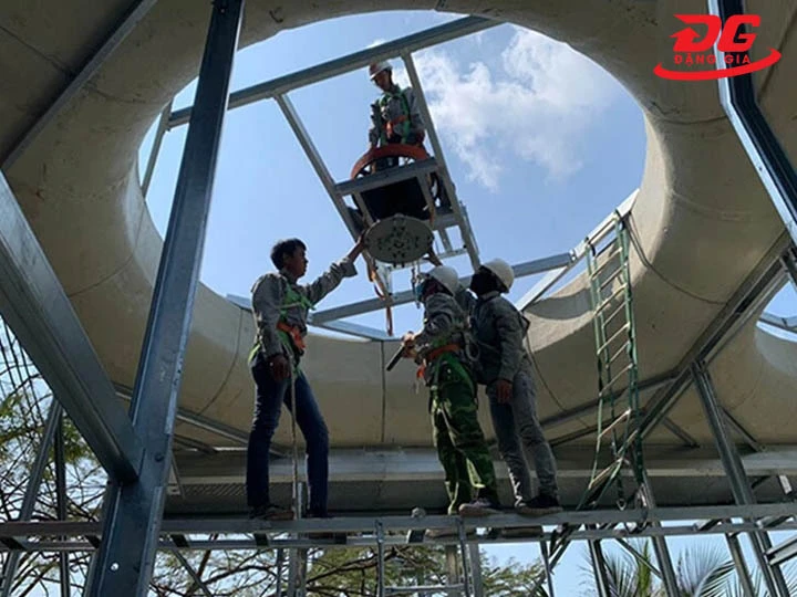 tháp giải nhiệt cho máy phát điện dễ lắp đặt