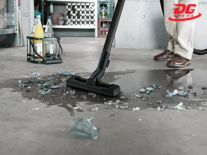 Tránh hút vật sắc nhọn