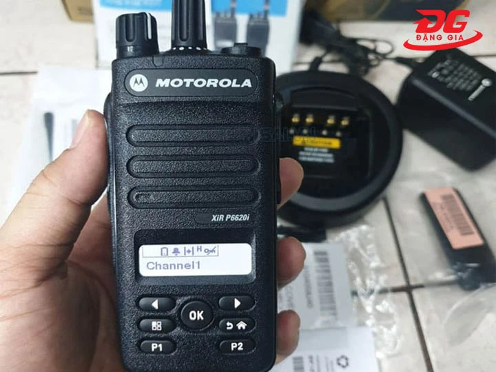 bộ đàm chống cháy nổ Motorola XIR P6620i liên lạc xa
