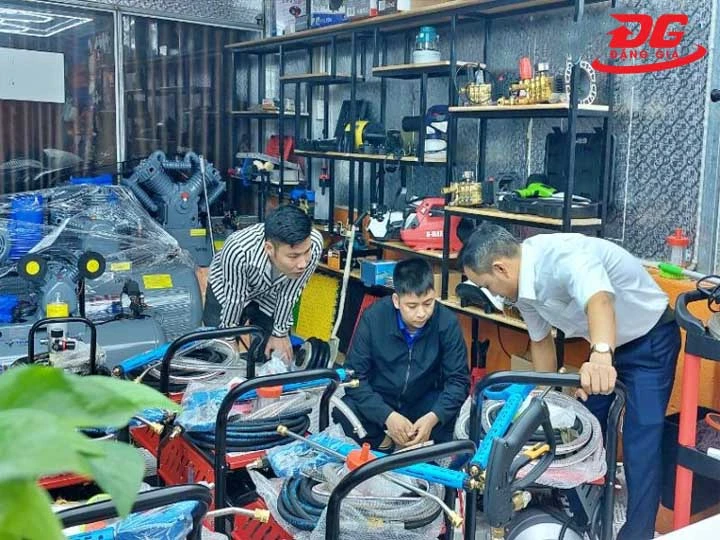 chọn mua Máy rửa xe nhập khẩu