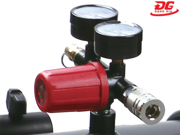 đồng hồ đo áp và van