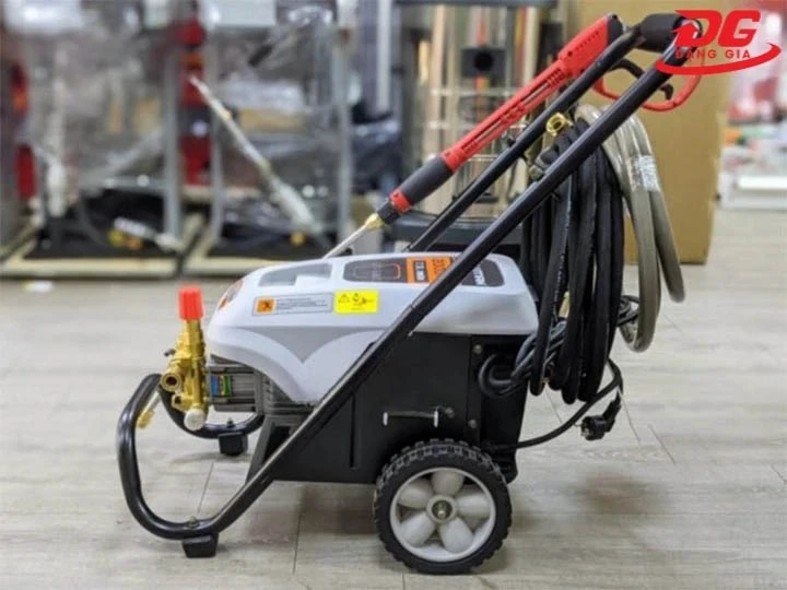 Máy rửa xe cao áp Lutian LT-16MC