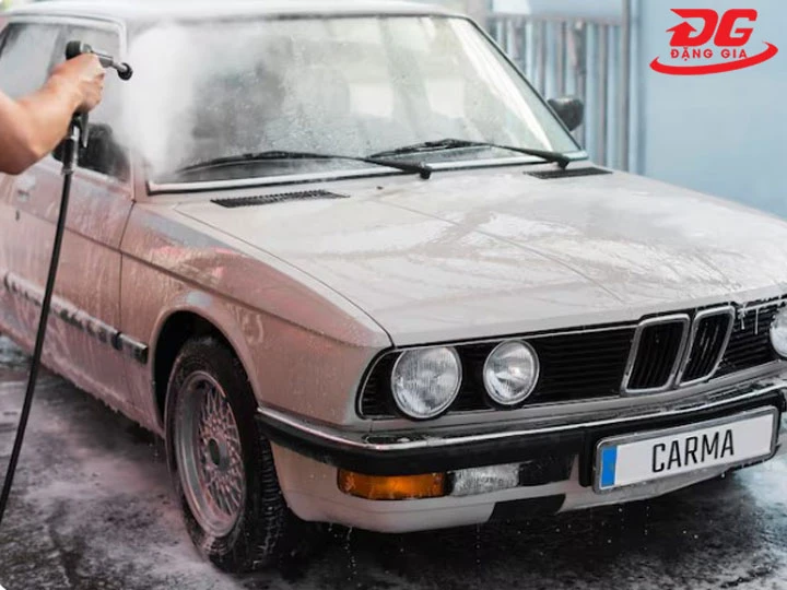 chi phí rửa xe tại Trung tâm chăm sóc xe Thiên Cúc 273