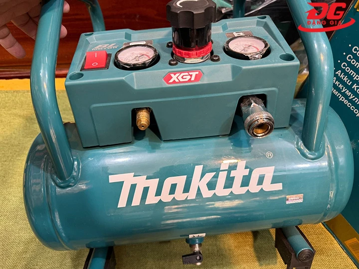Máy nén khí Makita AC1500X