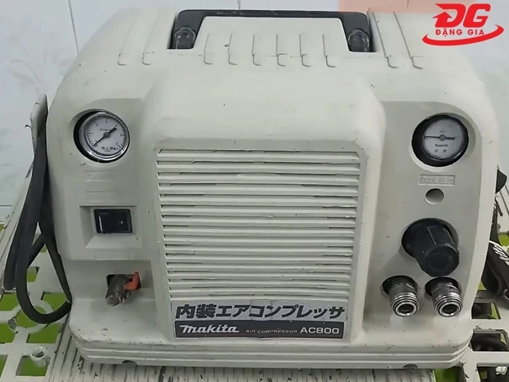 Máy nén khí mini Makita AC800