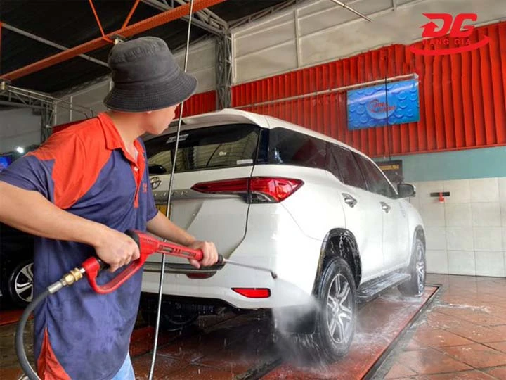 Cửa hàng rửa xe Hạo Nam