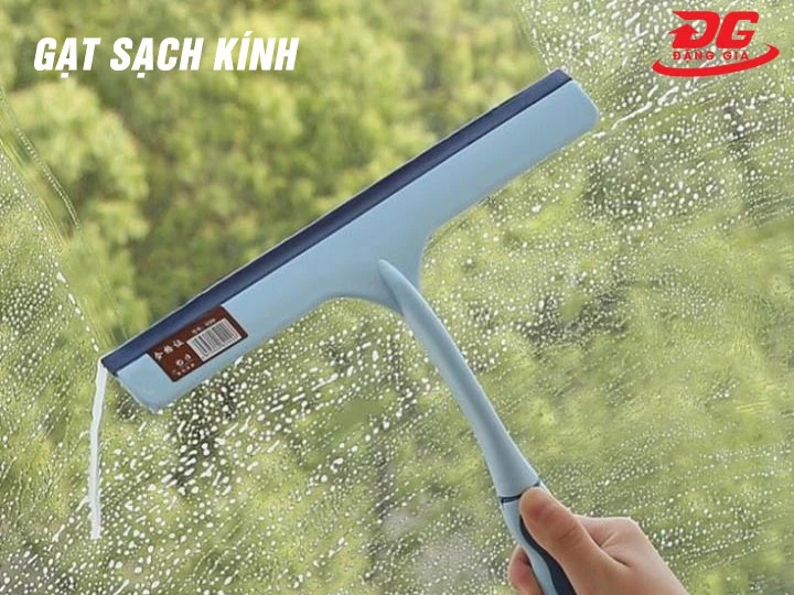 Cây gạt dọn kính