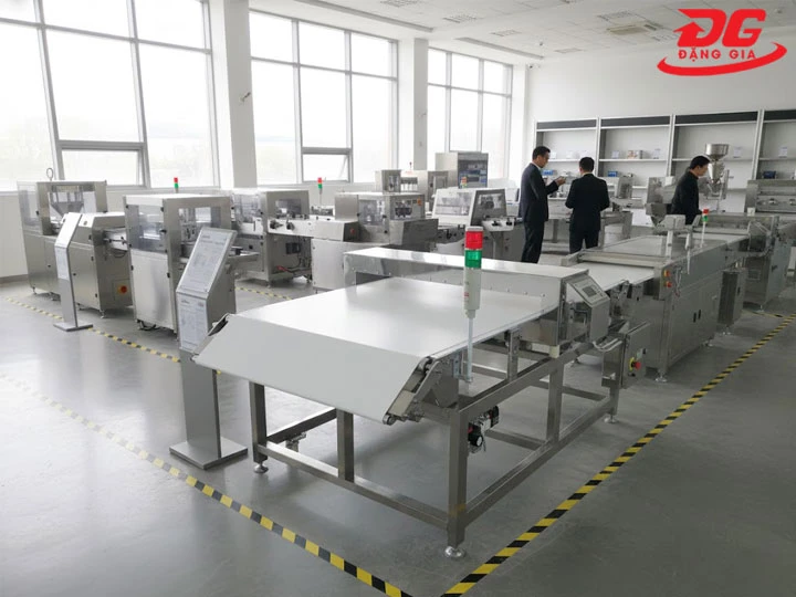 hiệu xuất Máy dò kim loại công nghiệp thực phẩm AMD 1300