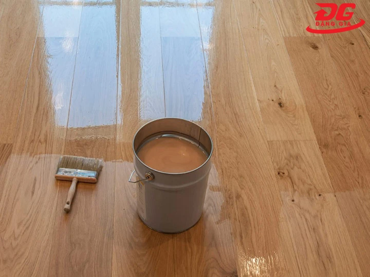 Hóa chất phủ bóng sàn gỗ