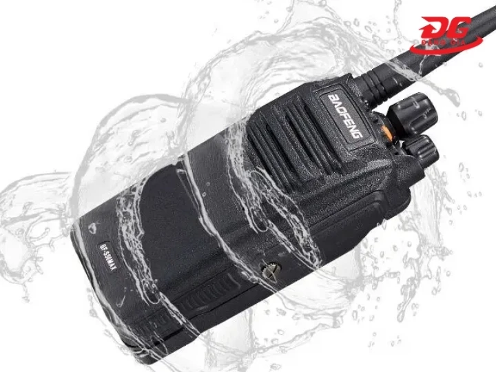 Chống nước và chịu va đập cực “đỉnh”