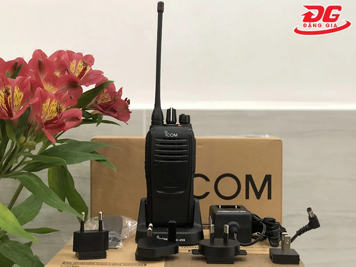 Máy bộ đàm Icom IC-F2000