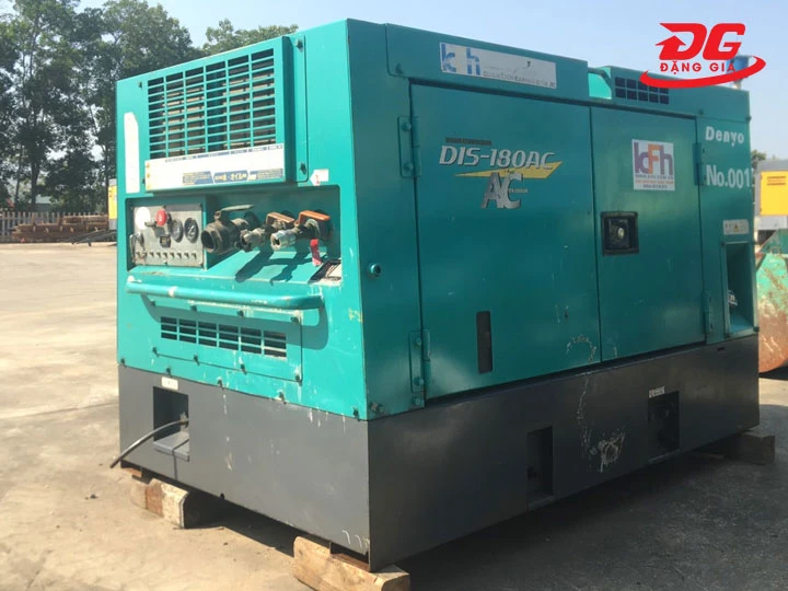 Máy nén khí bơm hơi Denyo DIS-180AC
