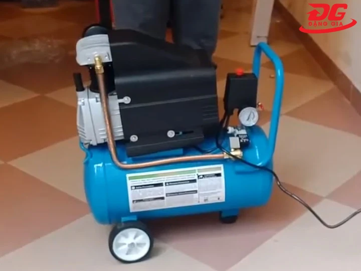  Máy nén khí Nagaky liền trục