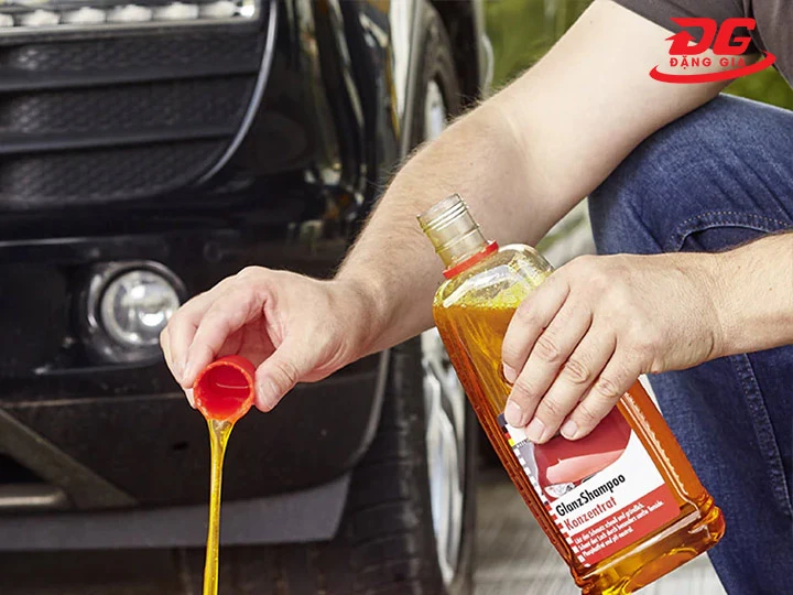 Nước rửa xe Sonax đậm đặc