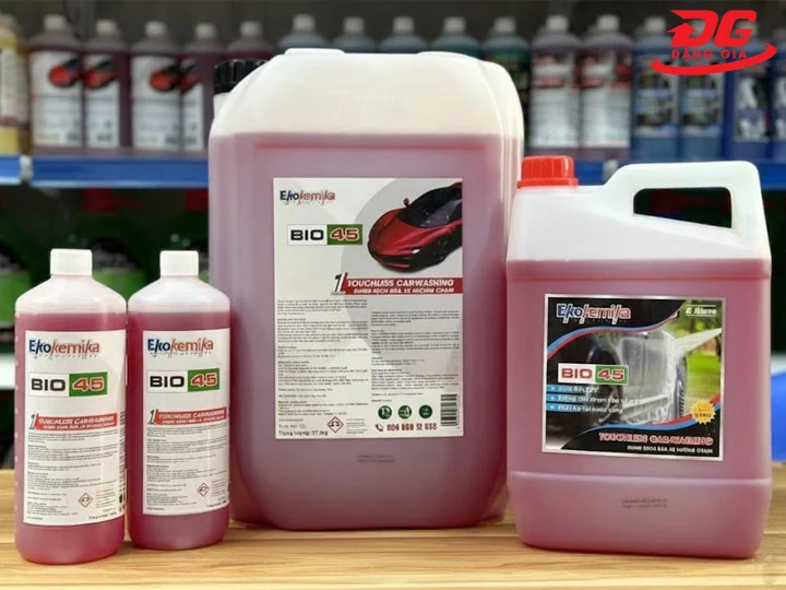 Nước rửa xe Ekokemika Bio 45