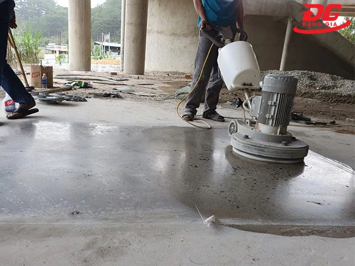 Dụng cụ đánh bóng sàn xi măng