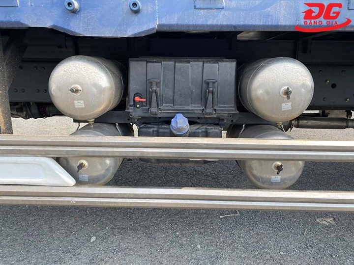 tích trữ khí nén